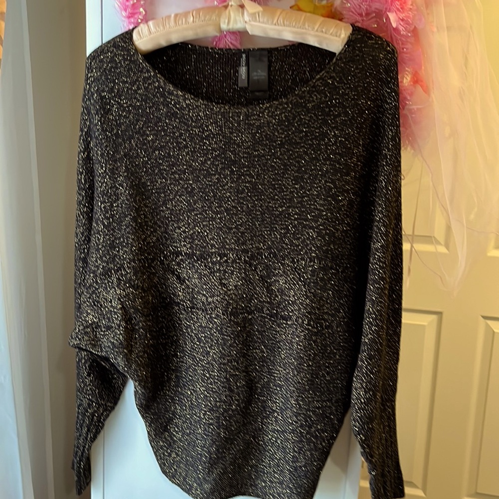 Bisou Bisou black and gold batwing sweater size XS EUC